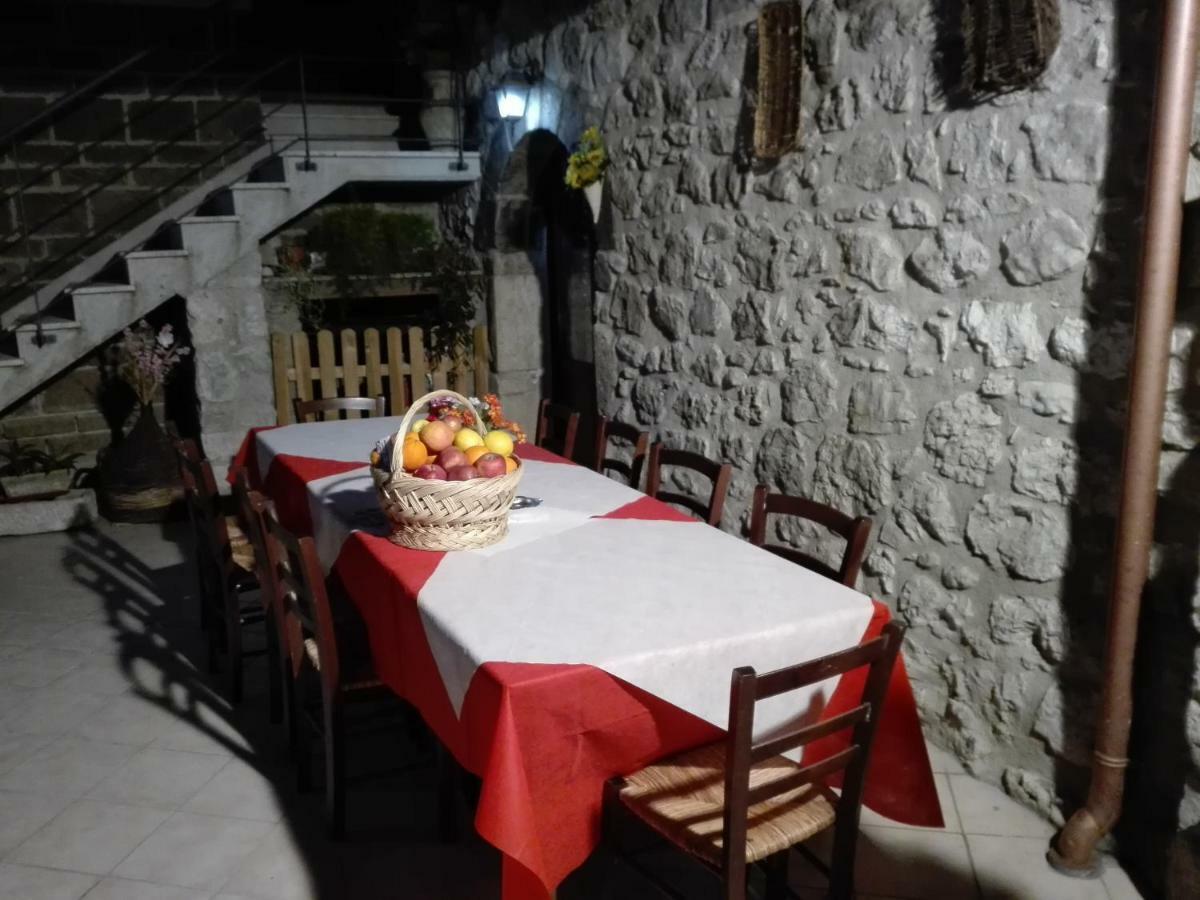 فيلا Borgo Degli Amici Faicchio المظهر الخارجي الصورة